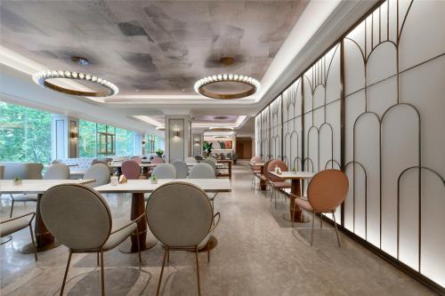 Mercure Chengdu Kuanzhai Alley Central – Chengdu, IL