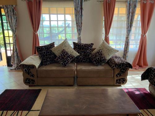 PRIVATE ROOMs GARDEN HAVEN - IVECHE in Embu