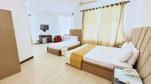 Hotel East Lagoon in Batticaloa