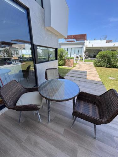 Beach House in Mejía with Private Beach and Pool (Beach House in Mejia with Private Beach and Pool) in Mejía