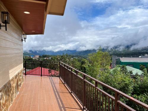Surrounding environment, Mountain View Manor with Jacuzzi in Baguio