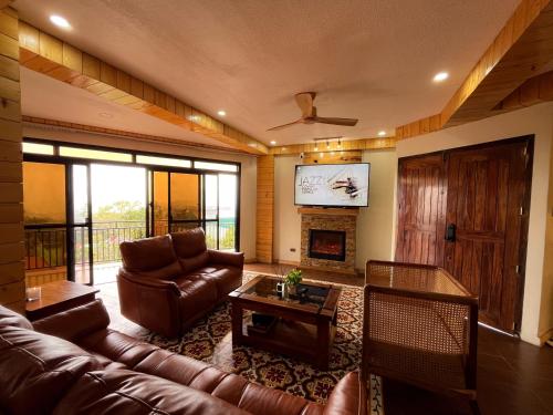 Mountain View Manor with Jacuzzi – khách sạn tại Bakakeng