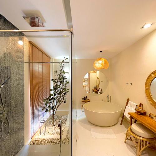 藏身地-庫德島 (Hideout Koh Kood) in 狗骨島