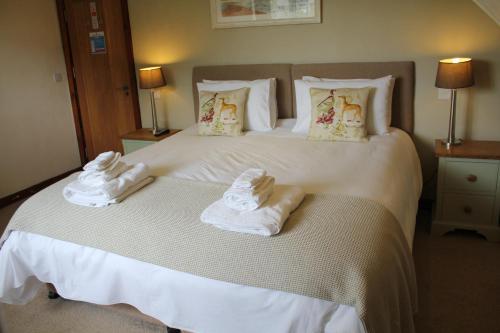 Three Horseshoes Country Inn - image 4