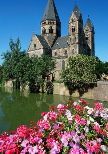 hotelF1 Metz Centre Devant les Ponts - image 11
