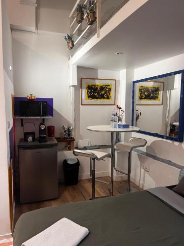 Appart VH - Bienvenue au Lilas in Les Lilas