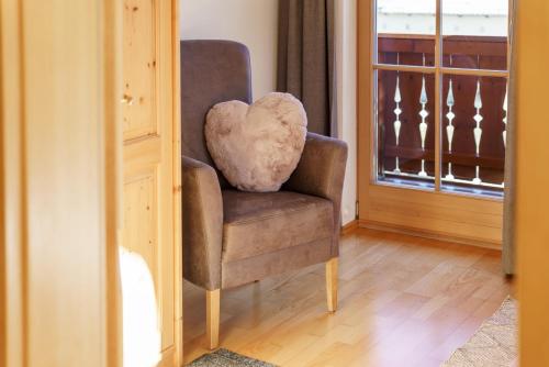 2 bedrooms, 3 beds