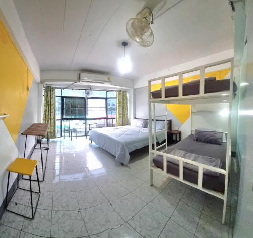 i-smile Hostel