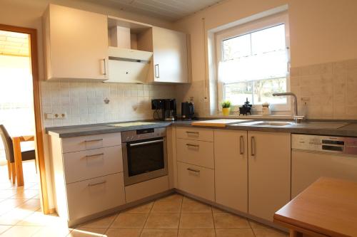 Kitchen, Ferienwohnung Frings in Mehren (Rhineland-Palatinate)