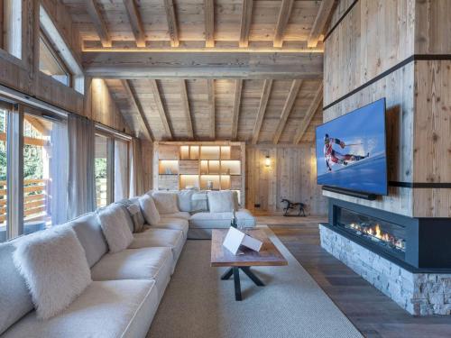 Appartement d'exception, ski aux pieds, sauna, parking inclus - FR-1-565-125 in Meribel
