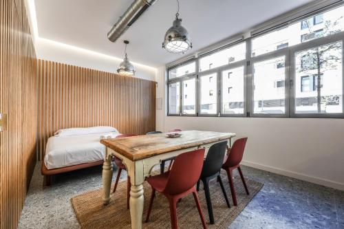 The Executive Industrial Loft - Madrid Rio - High End Kitchen Alquiler Temporal - main image