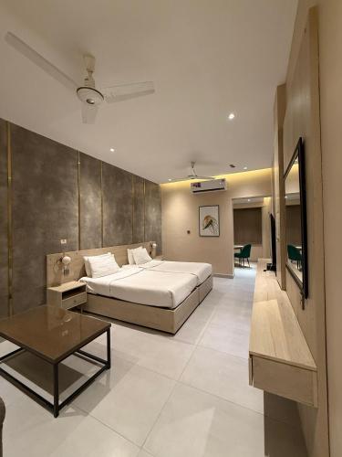Hamsun Suites  in Karachi