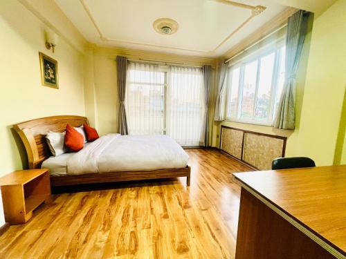 King Room with Balcony