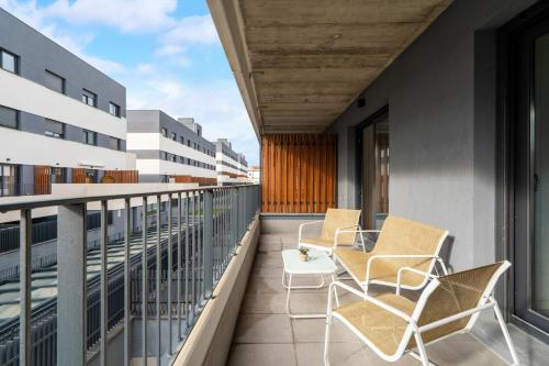 Nortalia Executive Suite Parking & Design - North Madrid Alquiler Temporal in San Sebastian de los Reyes