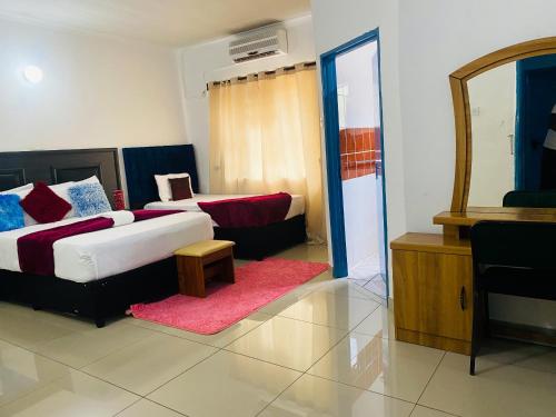 Crystal Premium Hotel, by CBD in Gaborone
