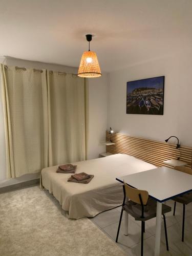 Joli studio, quartier du port