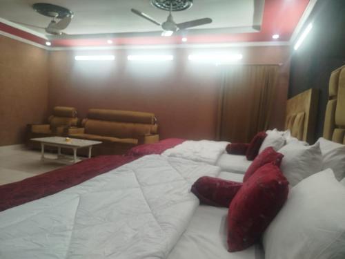 Grand Orchard One Hotel - image 2