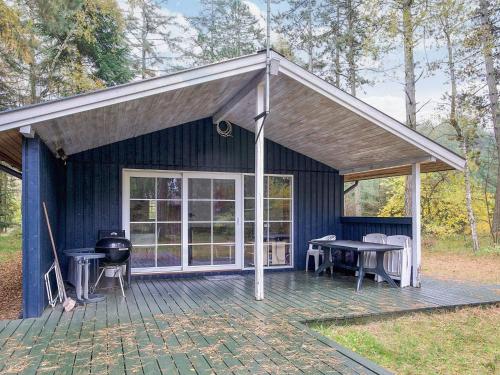 6 person holiday home in Store Fuglede