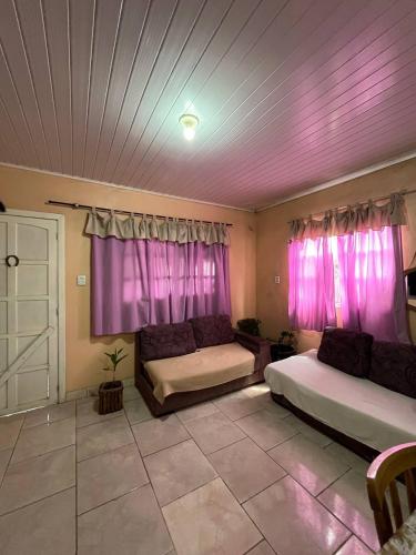 Casa Familiar in Pantano Grande