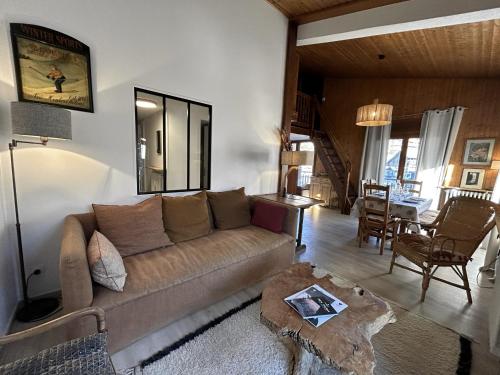 NOUVEAU A LA LOCATION Escale Blanche 1 Appartement 3 etoile avec mezzanine centre du village