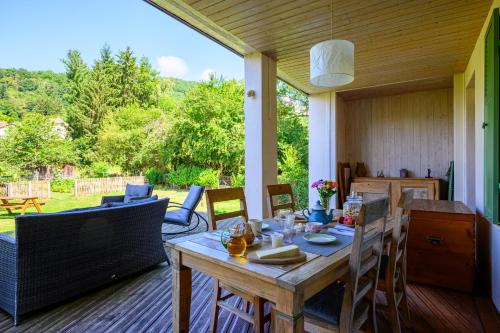 Balcony/terrace, Chambres d'hotes Le Jardin de Rosalie in Thann