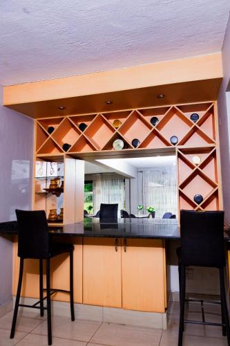 The Hide on Aston-Sandton in Йоханнесбург