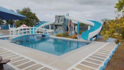 Villa Nitashlie Private -Transient house in Gapan