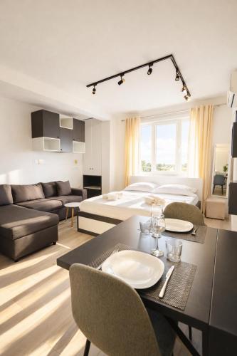 Studio Apartment 24/7 Self Check-in, Tirana