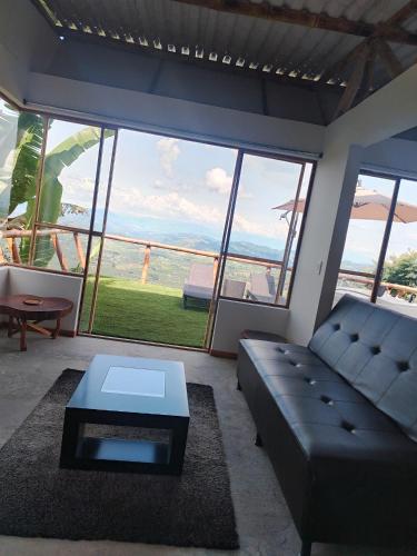 Glamping Orosierra in Chinchina