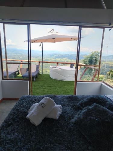 Glamping Orosierra in Chinchina