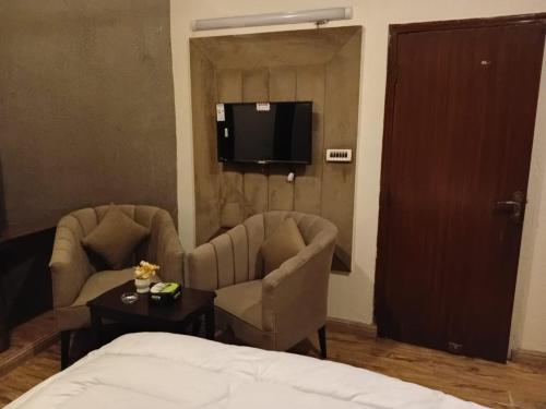 Expo Lodges - image 11