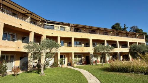 Hôtel La Perna Hotel de charme Comtat Venaissin