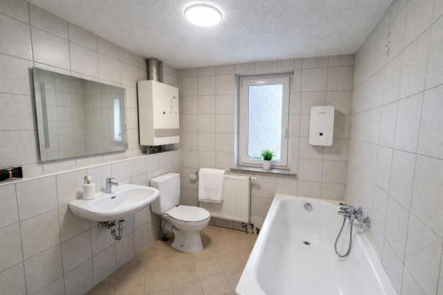 Ehrenbreitstein Apartment Perfect for Workers & Groups in Koblenz, Deutschland