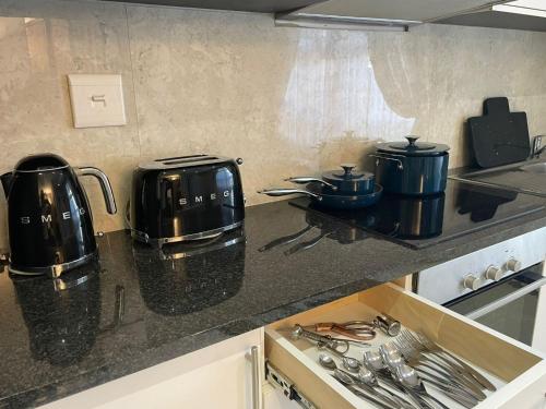 El Pantheon Guest House & Apartments - image 10