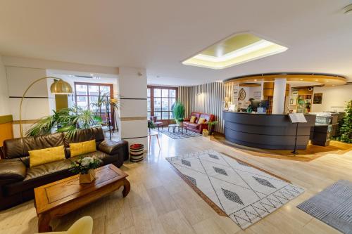 大堂, 蓬杜爾西方最佳酒店 (Best Western Hotel Le Pont D'Or) in 菲雅克