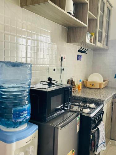 Homes by Lisa in מרו