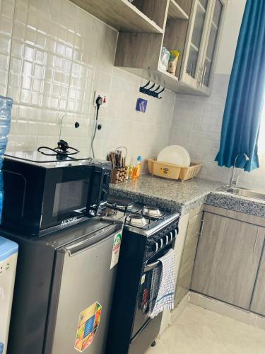 Homes by Lisa in מרו