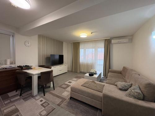 PANAMERA Best of Ilidza two-bedroom apartment - image 3