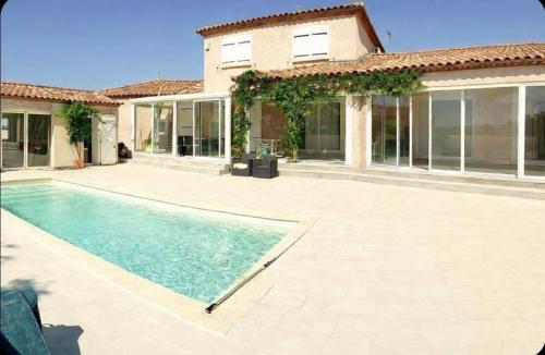 Le clos des galets gîte à louer Meynes