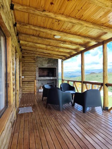 Skats, Cabaña de montaña (Cabana de montana) in Villa Jakanto