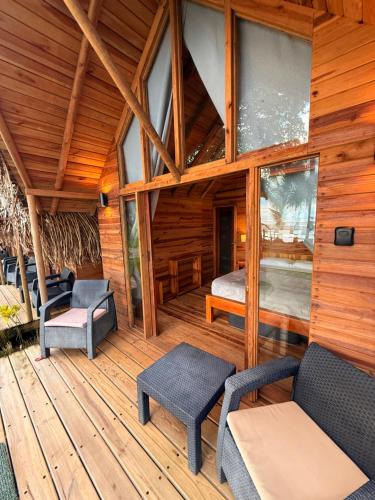Hotel Oasis & Surf Camp in 聖卡塔利娜