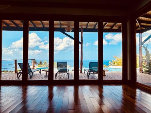 Gone Tropical Luxury Villa in フォン ドゥ