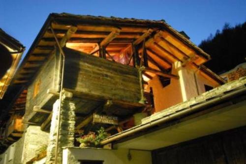 B&amp;B A Pankeo — Hotel in Valtournenche