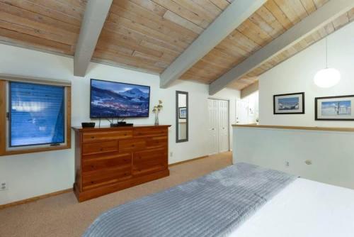 Updated 3 BR, 2 BA with Pool & Hot Tub - Stunning Mountain Views!, Snowmass Village (foto 10)