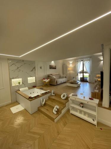 Camilla Luxury Home in Nemi