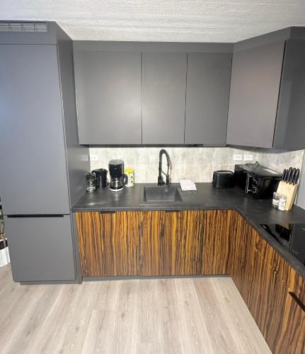 Facilities, Kaldfjord Aurora Apartments Modern with parking in Kvaloysletta