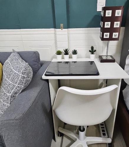 Lovely Condo in the heart of Uptown BGC - Soleil Pacific Suite, Manila (photo 7)