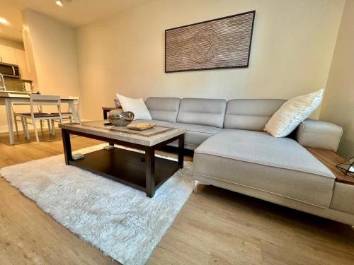 Central Apartment - image 21