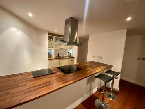 Kitchen, Entire Pent House In Down Town Liverpool in Other