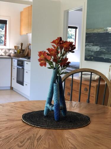 Port Waikato Coastal Retreat in Lake Puketi